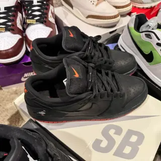 Jordan and SB 🔥 size 10.5-11. Travis Scott, J4 SB, Grail SBs….Spring Cleaning!