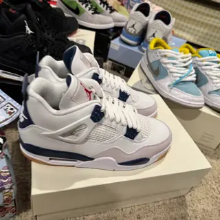 Jordan and SB 🔥 size 10.5-11. Travis Scott, J4 SB, Grail SBs….Spring Cleaning!