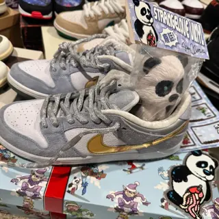 Jordan and SB 🔥 size 10.5-11. Travis Scott, J4 SB, Grail SBs….Spring Cleaning!