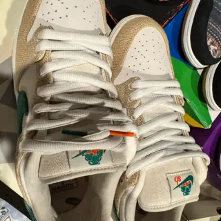 Jordan and SB 🔥 size 10.5-11. Travis Scott, J4 SB, Grail SBs….Spring Cleaning!