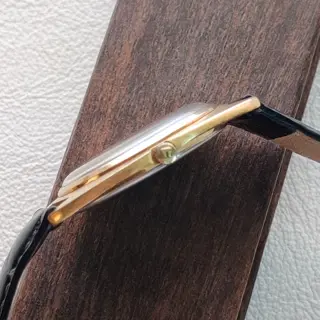 1970s Clean Universal Genève Gilt Shadow Gold Electroplated - $999 Shipped!