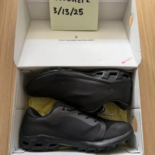 On Cloudventure Peak x Post Archive Faction - size 9 DS ($280 shipped+invoiced)