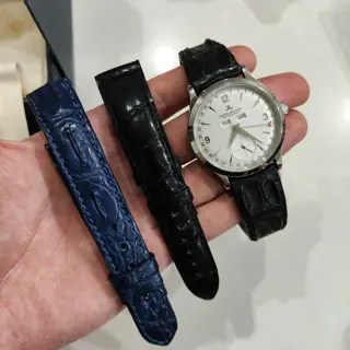 Jaeger LeCoultre Master Control Calendar 140.8.87 $4,850
