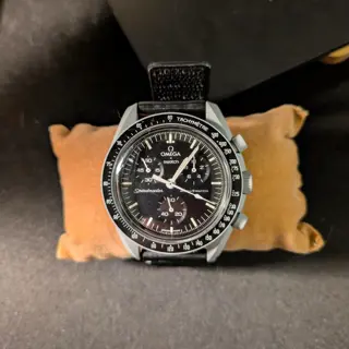 Omega x Swatch Bioceramic Moonswatch Mission To The Moon for sale - Open to trade for 36-37mm dial size options