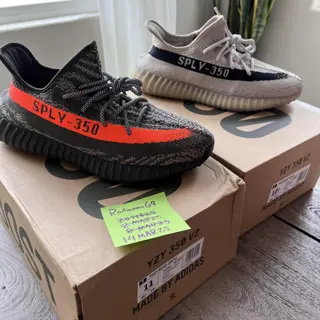 Yeezy 350 sz. 11 & 10.5 $125