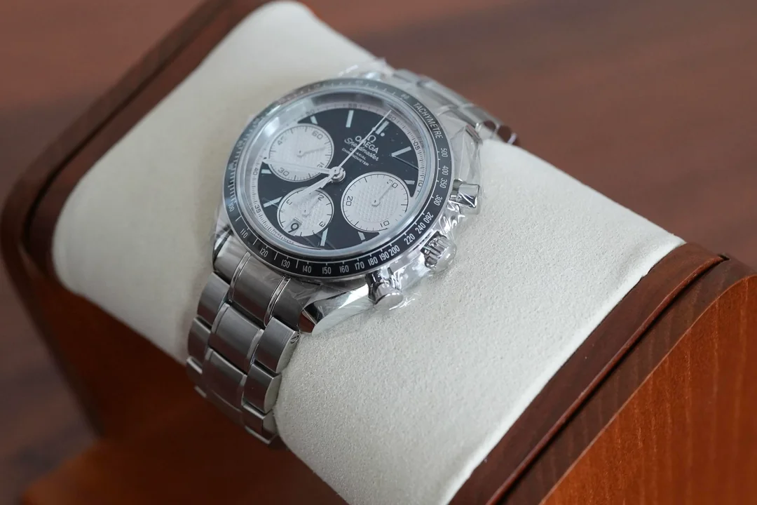 Omega Speedmaster Racing Reverse Panda dial New/ unworn Full set 6/2025
