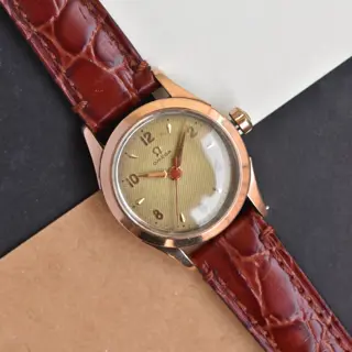 Vintage 1950s Omega Ladies Manual Wind – Honeycomb Dial 🐝 – $525 Shipped! 📦