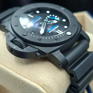 Panerai Submersible Carbotech, 42mm full set and brand new! PAM02231