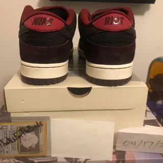 DS Nike SB Dunk Low Riot Skateshop size 14 $170!!!