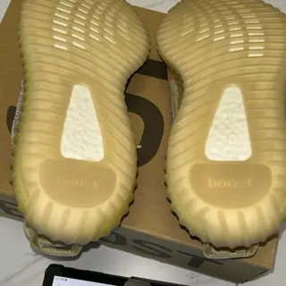 Yeezy Boost 350 V2 MX Oat Size 8 $115 SHIPPED!!