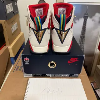 Trophy Room 7, size 9, used, $120