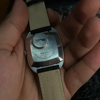 Vintage Seiko Quartz QZ - 0923-5000 – Frosted Dial – Triple Day Font - October 1974 JDM