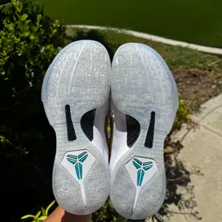 Nike Kobe 5 Protro Undefeated white (size 10) (9/10 condition) ($275 shipped)