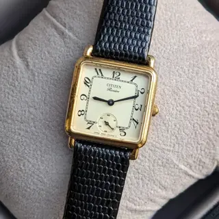 Vintage Citizen Riviere Gold Plated Minimalistic style 2040 sub Second Lady Quartz Japanese Tank watch price 99$