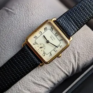 Vintage Citizen Riviere Gold Plated Minimalistic style 2040 sub Second Lady Quartz Japanese Tank watch price 99$