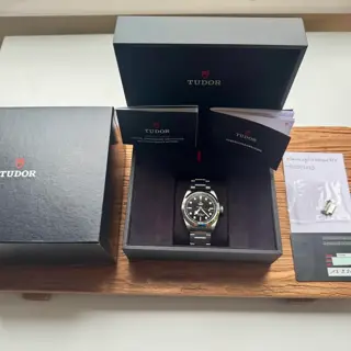 Tudor Heritage Black Bay 41 "Smiley" – Ref 79540 – Full Set – $1,700