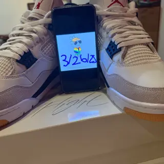 Jordan 4 SB Navy Size 11 for Brick by Brick size 11.
