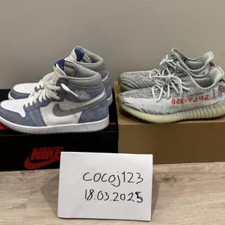 Air Jordan 1 Retro High OG hyper royal [230€] & Adidas Yeezy boost 350 V2 [150€] Both US10