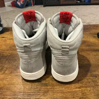 Nike SBs size 8.5 - 9. Used. Prices include shipping and invoice.