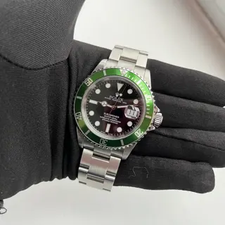 Rolex Submariner Date "Kermit" || F serial || 40mm. || Mega Full Set Box, booklets, papers & anchor