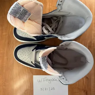 AJ 1 'Georgetown' & AJ11 'Columbia' both 10.5 $150-170