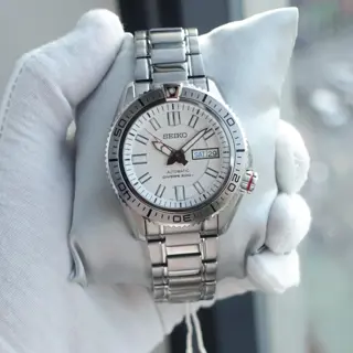 Seiko White "Stargate" BNIB 🇯🇵 SKZ323K1 FULL KIT