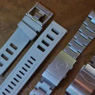 bracelets & Straps ( isofrane, unimatic, strapcode/miltat)