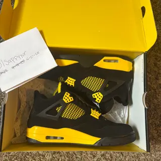 Jordan 4 yellow thunder size 9.5 $185