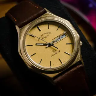 November 1985 Rare West End Watch Co. Sowar 🇨🇭 Gold-Filled Bezel🏅 Octagon Case Shape with Gold Dust Dial ✨ $150 shipped!