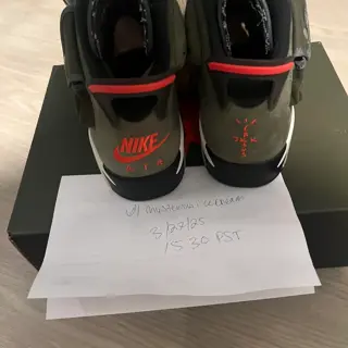 Jordan 6 Travis Scott Olive DS size 10