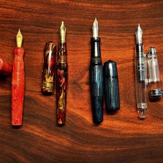 [International] Kasama Una, Leonardo MZG & Magico Golden Rules, etc. Few more pens from my last stash!