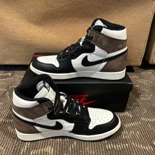 Air Jordan 1 Retro High Dark Mocha Size 9.5 Pre-Owned $170 + shipping