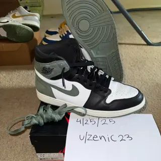 Air Jordan 1 Clay green 9.5/10 condition size 12 $255