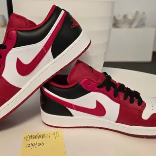 AJ1 Low "Bulls" US11 $110 Shipped OBO