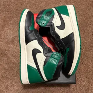 Jordan 1 Pine green 1.0 SZ 9.5 used $215