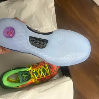 Sz 10-10.5 What the Kobe 8 & Nike sb futura $265-$320 shipped