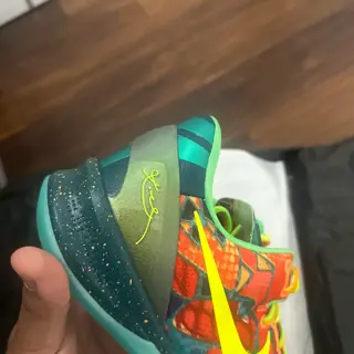 Sz 10-10.5 What the Kobe 8 & Nike sb futura $265-$320 shipped