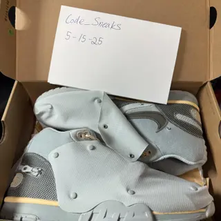 DS Travis Trainer Size 13 $90 Shipped