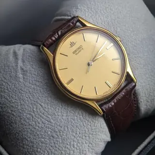1980's Vintage Seiko Credor Style Round watch with Quartz Dress Watch | v701-7020 | price 225$