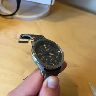 Citizen Avion Eco-drive AW1361-10H