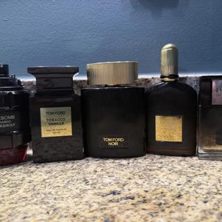 Tom Ford for Men Extreme, Tobacco Vanille, Noir Pour Femme, DHP 2025, V&R Spicebomb Infrared (Bottle)