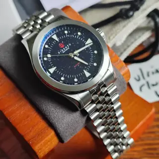 Direnzo Universo DRZ-07 38mm Aventurine $650 USD Shipped in the US