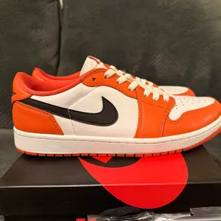 Used Nike SB Dunk Low Pro J-Pack Chicago, Size 10.0, [$90 Shipped F&F/Zelle], Used Air Jordan 1 Retro Low OG Starfish, Size 9.5, [$90 Shipped F&F/Zelle], Used Yeezy Slides Onyx, Size 10.0, [$50 Shipped F&F/Zelle]