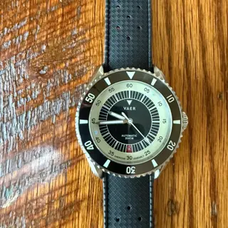 Vaer D5 Tropic 39 mm, LNIB, $325