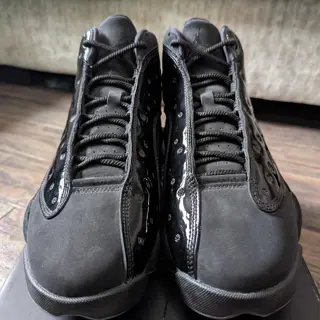 New Jordan 13 Cap and gown size 9.5 mens $435 Shipped