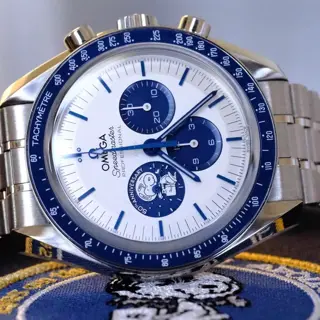 Omega Speedmaster Silver Snoopy Award 50th Anniversary FULL Set on Bracelet Ref 310.32.42.50.02.001