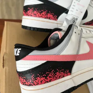 Dunk Low ‘Hot Lava’ Customs (Sample) DS size 9.5M, $350 shipped