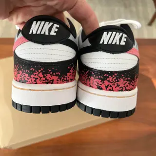 Dunk Low ‘Hot Lava’ Customs (Sample) DS size 9.5M, $350 shipped