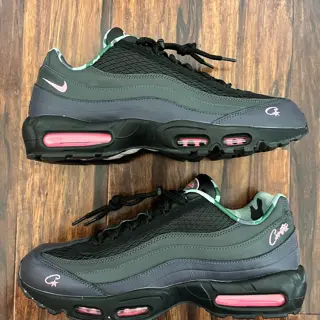 DS Corteiz Air Max 95 - Pink Beam Sz 15 $400 shipped & VNDS Kith New Balance 990v3 - Steel Blue Sz 14 $220 shipped