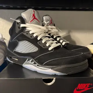 Jordan 5 Black Metallic & Jumpman Jack TR University Red | SZ 9.5 | Pre Owned | $300 each | OG all